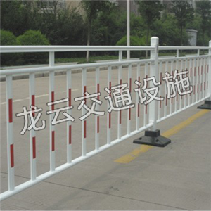 道路护栏