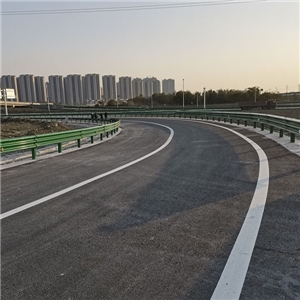 波形钢护栏